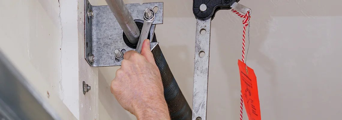Fix Residential Garage Door in Springfield, Illinois