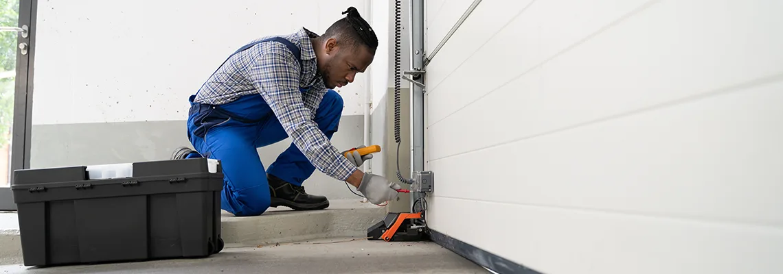 Repair Garage Door Not Closing But Light Flashing in Springfield