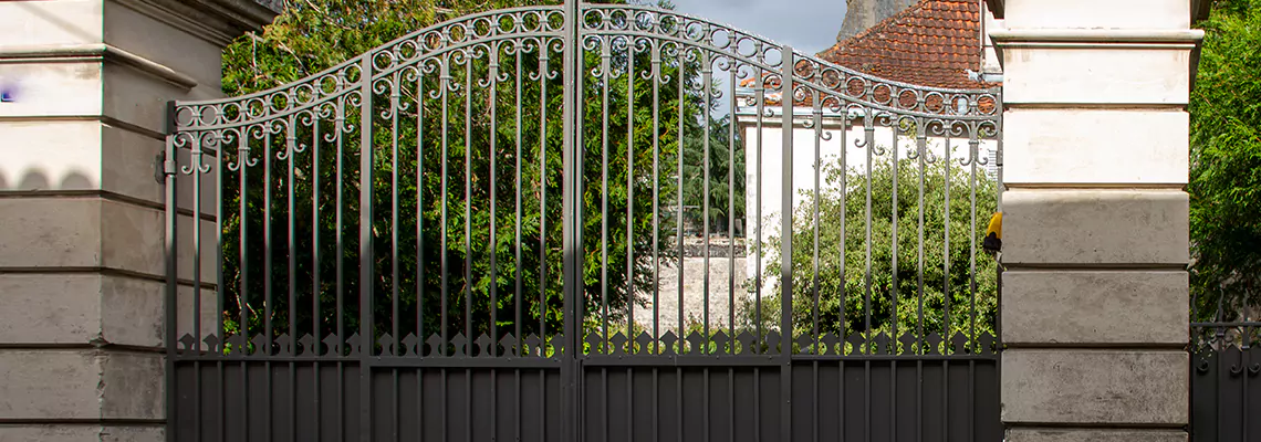 Wooden Swing Gate Repair in Springfield